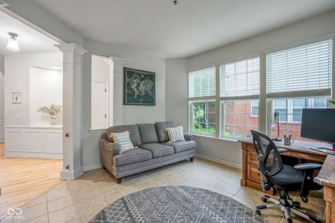 11667 Shadowwood Court Zionsville IN 46077