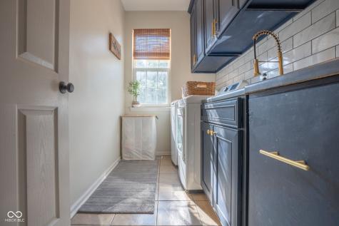 11667 Shadowwood Court Zionsville IN 46077