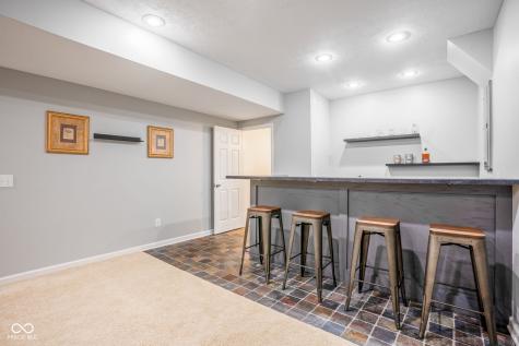 11667 Shadowwood Court Zionsville IN 46077