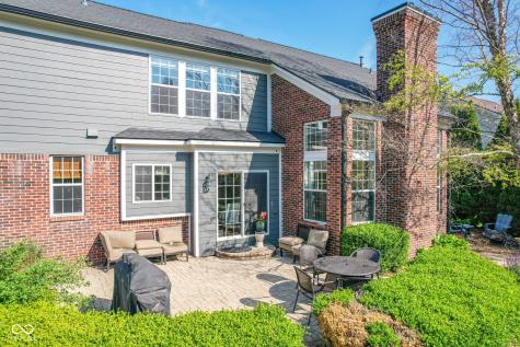 11667 Shadowwood Court Zionsville IN 46077