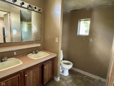 71 Bubble Loo Road Cloverdale IN 46120