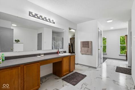 5560 Noble Drive Indianapolis IN 46234