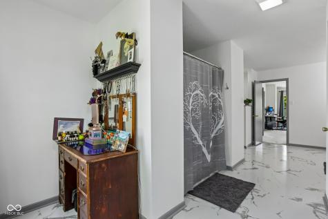 5560 Noble Drive Indianapolis IN 46234