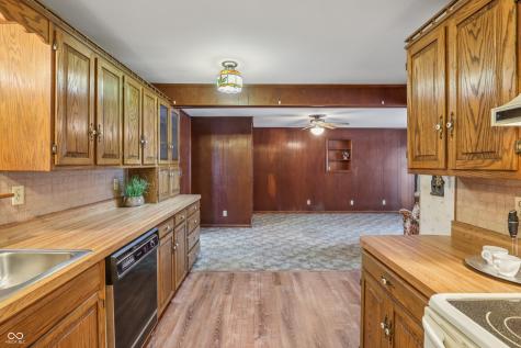 1670 W Old Waynetown Road Crawfordsville IN 47933