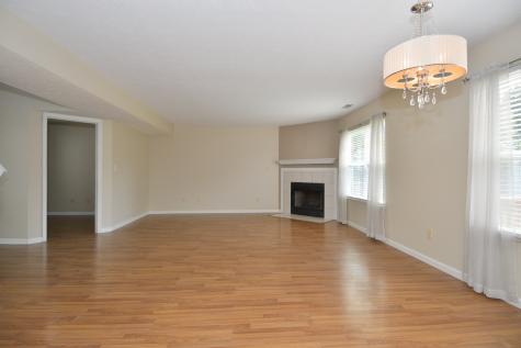544 Prentiss Way Avon IN 46123