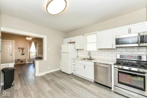 1525 W 5th Street Anderson IN 46016