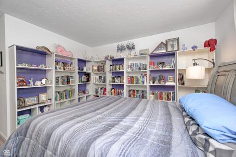 1794 N Clearwater Drive Greenfield IN 46140
