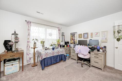 1794 N Clearwater Drive Greenfield IN 46140