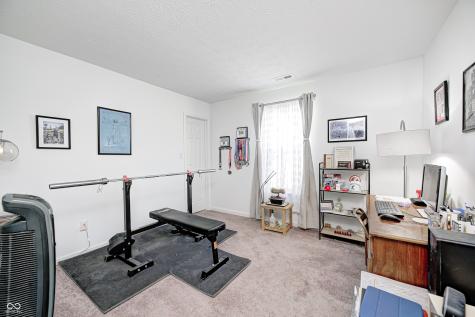 1794 N Clearwater Drive Greenfield IN 46140