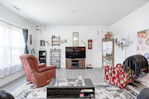 1794 N Clearwater Drive Greenfield IN 46140