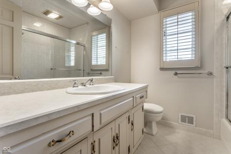 5234 N Washington Boulevard Indianapolis IN 46220