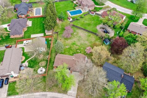 765 Hillcrest Drive Greenwood IN 46142