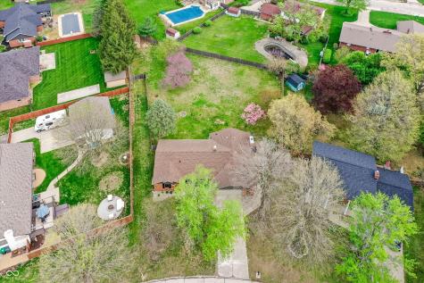 765 Hillcrest Drive Greenwood IN 46142