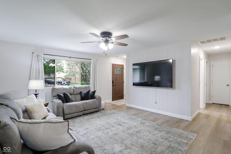 765 Hillcrest Drive Greenwood IN 46142