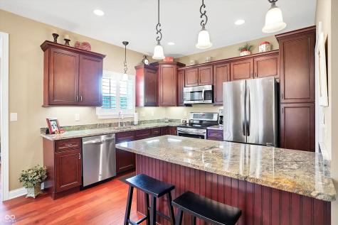 3275 Eaton Mews Court Greenwood IN 46143