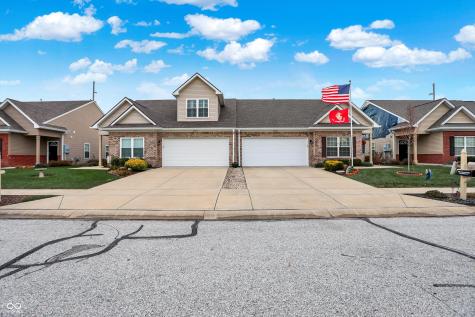 3275 Eaton Mews Court Greenwood IN 46143