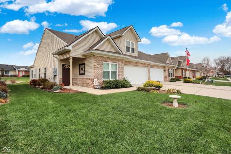 3275 Eaton Mews Court Greenwood IN 46143