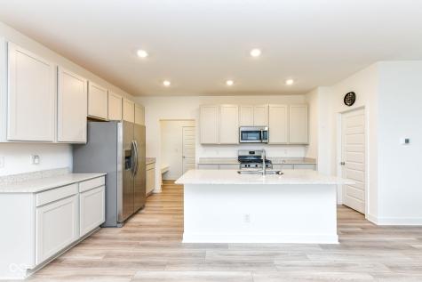4376 Risen Star Way Bargersville IN 46106