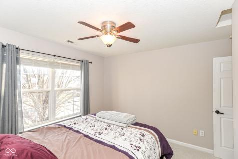 12054 Seahawks Lane Fishers IN 46037