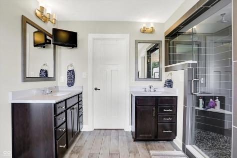 16590 Shumard Oak Drive Westfield IN 46062