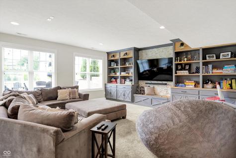 16590 Shumard Oak Drive Westfield IN 46062