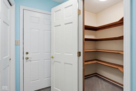 10649 Windjammer Circle Indianapolis IN 46236