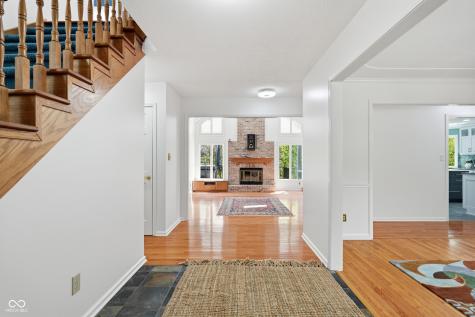 10649 Windjammer Circle Indianapolis IN 46236