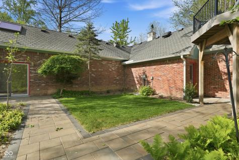 10649 Windjammer Circle Indianapolis IN 46236