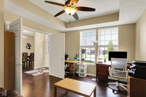 5549 Dill Court Indianapolis IN 46237
