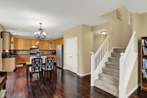 5549 Dill Court Indianapolis IN 46237