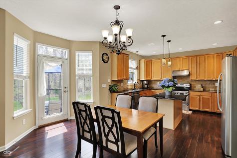 5549 Dill Court Indianapolis IN 46237
