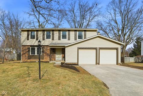 744 Sunblest Boulevard Fishers IN 46038