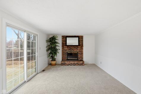 744 Sunblest Boulevard Fishers IN 46038