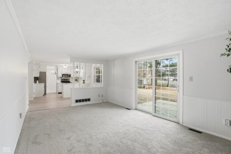 744 Sunblest Boulevard Fishers IN 46038