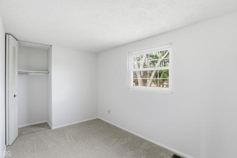 744 Sunblest Boulevard Fishers IN 46038