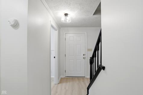 744 Sunblest Boulevard Fishers IN 46038