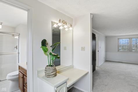 744 Sunblest Boulevard Fishers IN 46038