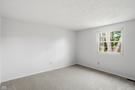 744 Sunblest Boulevard Fishers IN 46038