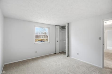 744 Sunblest Boulevard Fishers IN 46038