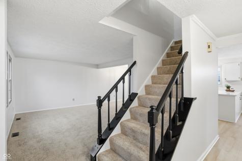 744 Sunblest Boulevard Fishers IN 46038