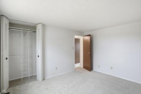 744 Sunblest Boulevard Fishers IN 46038