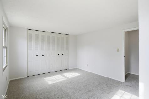 744 Sunblest Boulevard Fishers IN 46038