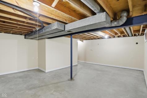 744 Sunblest Boulevard Fishers IN 46038