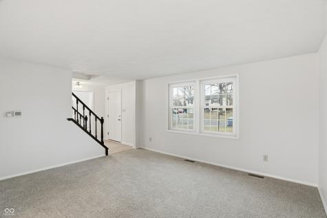 744 Sunblest Boulevard Fishers IN 46038