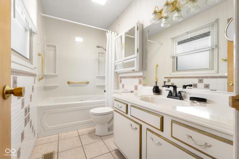 3030 Flintwood Drive Columbus IN 47203