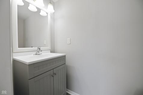 8116 Cheswick Drive Indianapolis IN 46219