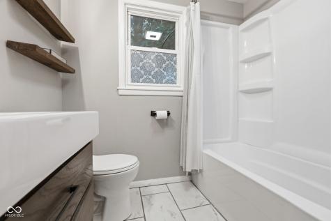 4845 Laurel Hall Drive Indianapolis IN 46226