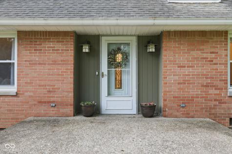 4845 Laurel Hall Drive Indianapolis IN 46226