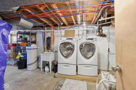 4845 Laurel Hall Drive Indianapolis IN 46226