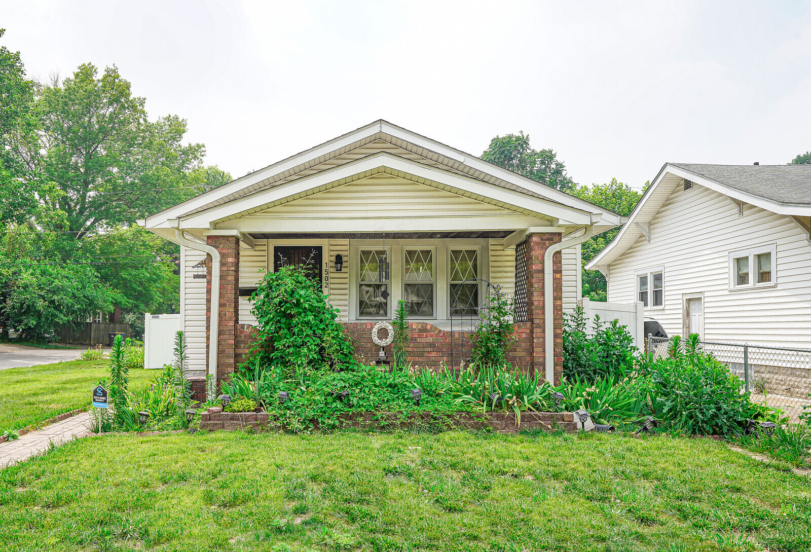 1502 N Bosart Avenue Indianapolis IN 46201